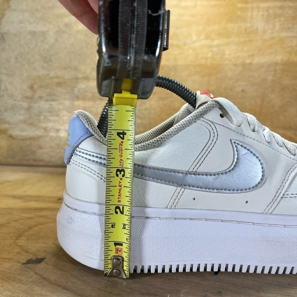 Nike Court Vision Alta Womens Size 9.5 Shoes Sneakers Cream Gray DV2176-001 - Picture 2 of 9